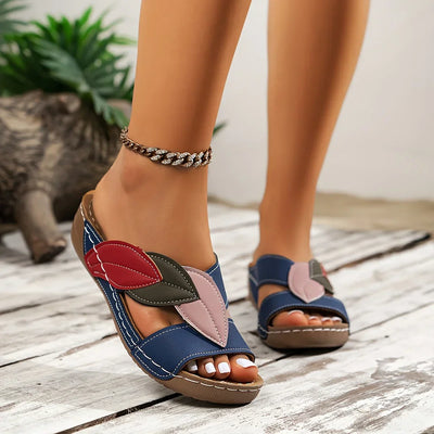 Sauna™ Isla Slip-On Sandals