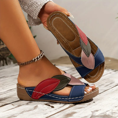 Sauna™ Isla Slip-On Sandals