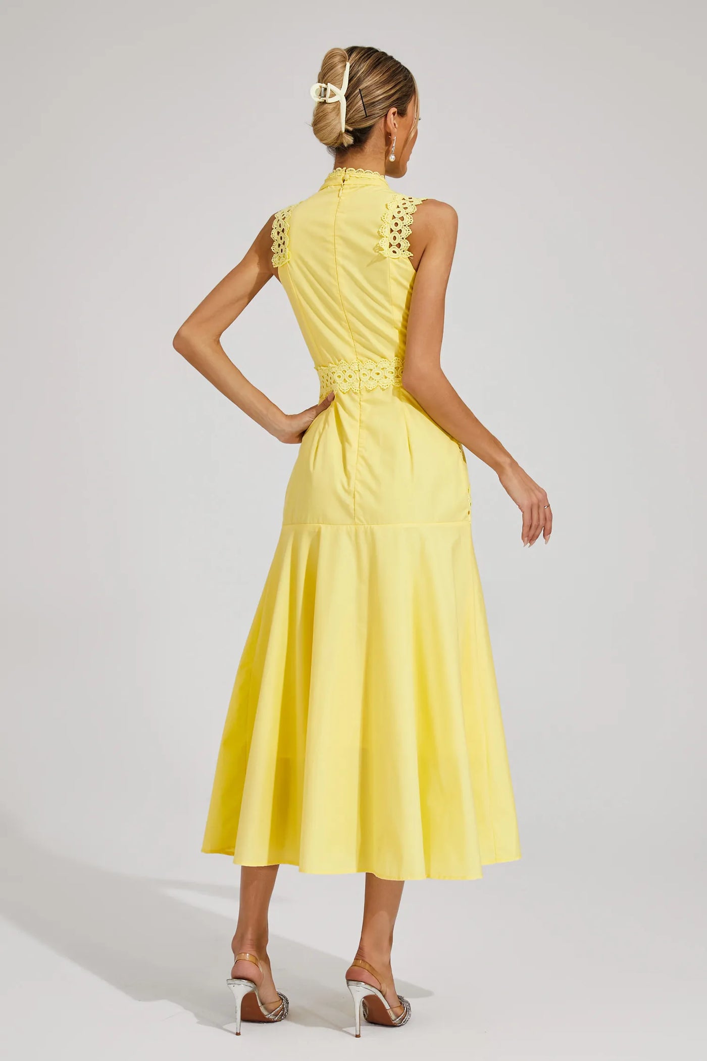 Miran | Sleeveless Lace Dress