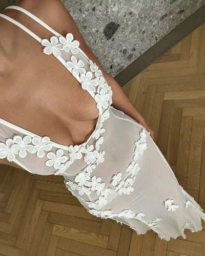 Tania | Sleeveless Waisted Lace Dress