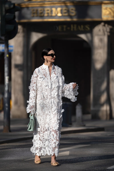 Elara  | Chic Lace Dress